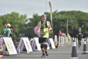 BIB: 0805
                            <button type="button" onclick="openModal(4945550)" class="btn btn-primary btn-sm float-right btn-popup" data-toggle="modal" data-target=".modal-high-quality">
                        <i class="fas fa-shopping-cart"></i> Add to Cart
                    </button>
                                            <button type="button" onclick="isThisMe(4945550, true)" class="btn btn-success btn-sm float-right btn-popup btn-isme hidden" data-toggle="tooltip" data-placement="bottom" title="นี่คือรูปของคุณใช่ไหม คลิกที่นี่เพื่อเอาเข้าอัลบั้ม">
                        <i class="fas fa-plus"></i> Add to album
                    </button>
                    <button type="button" onclick="isThisMe(4945550, false)" class="btn btn-warning btn-sm float-right btn-popup btn-isnotme hidden">
                        <i class="fas fa-ban"></i> Remove from album
                    </button>